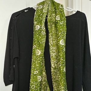 Scarf and necklace set